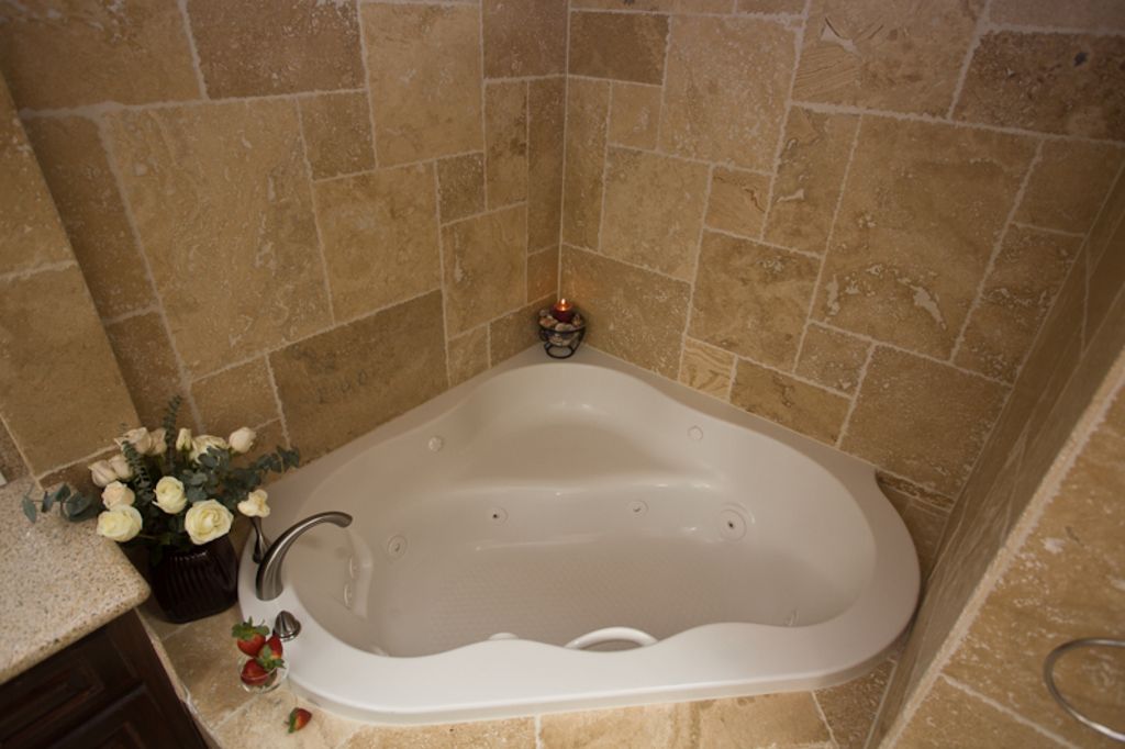 Jacuzzi Tub Master. Bathroom Penthouse